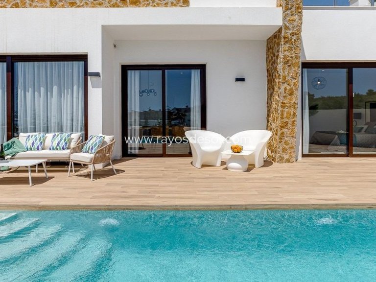 Villa for Sale in Finestrat, Alicante 1