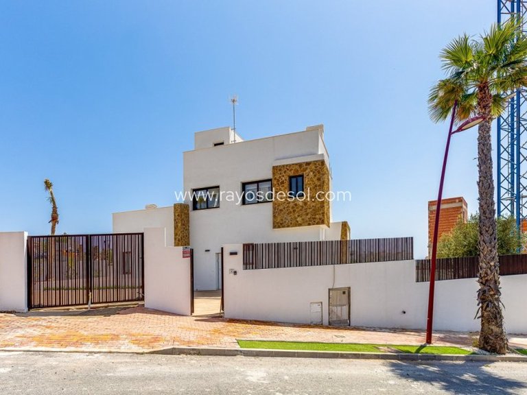 Villa for Sale in Finestrat, Alicante 37