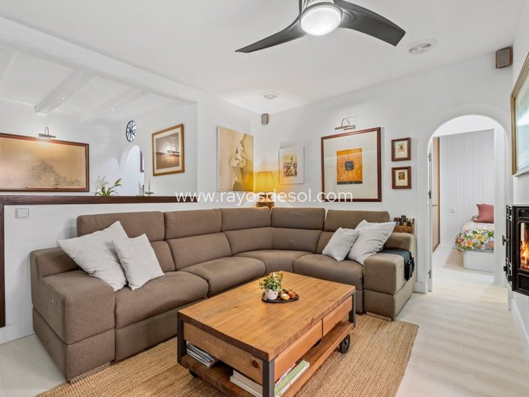 Penthouse for Sale in Torrevieja, Alicante 2