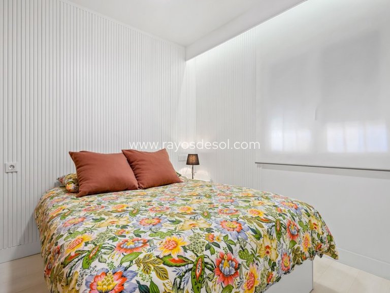 Penthouse for Sale in Torrevieja, Alicante 27