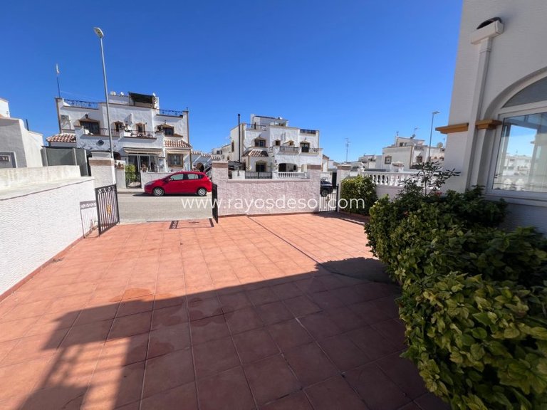 Villa for Sale in Vistabella Golf, Alicante 5