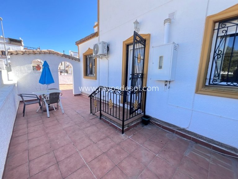 Villa for Sale in Vistabella Golf, Alicante 6