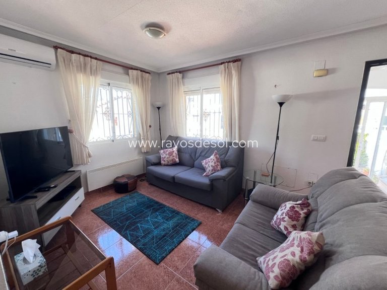 Villa for Sale in Vistabella Golf, Alicante 9