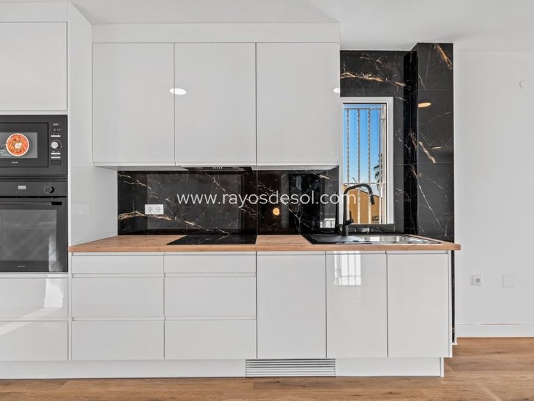 Villa for Sale in Benijofar, Alicante 6