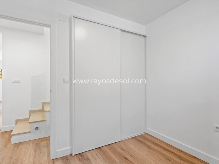 Villa for Sale in Benijofar, Alicante 26