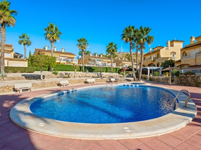 Villa for Sale in Benijofar, Alicante 35