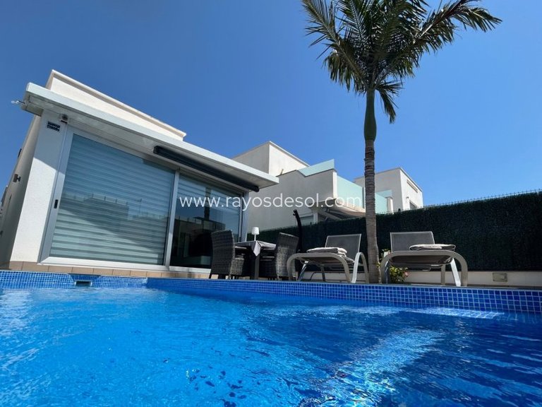 Villa for Sale in San Pedro Del Pinatar, Alicante 23