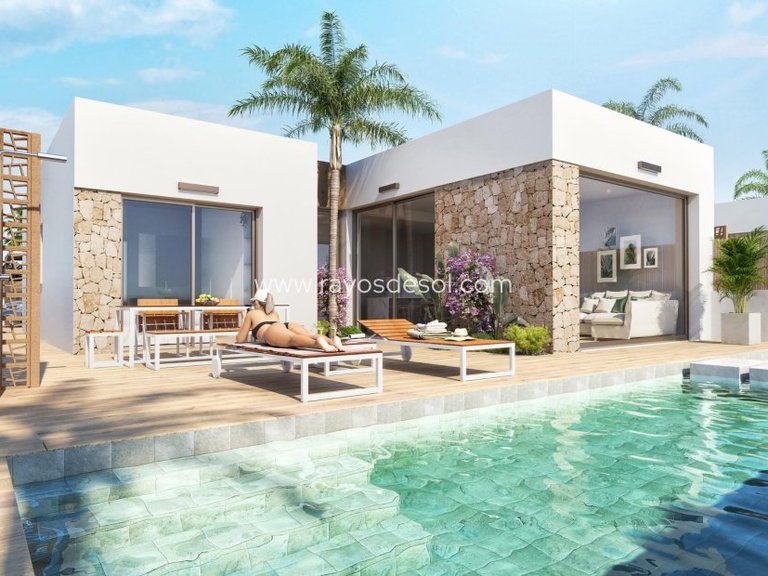 Villa for Sale in Los Alcazares, Murcia 3