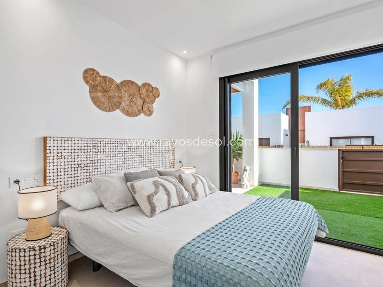 Apartment for Sale in Los Alcazares, Murcia 26