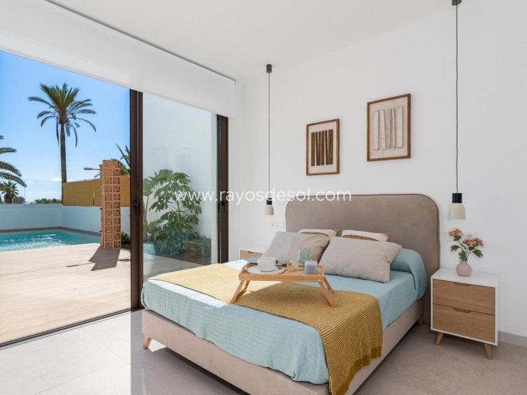 Villa for Sale in Los Alcazares, Murcia 15