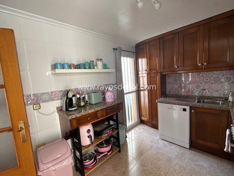 Villa for Sale in Guardamar Del Segura, Alicante 20
