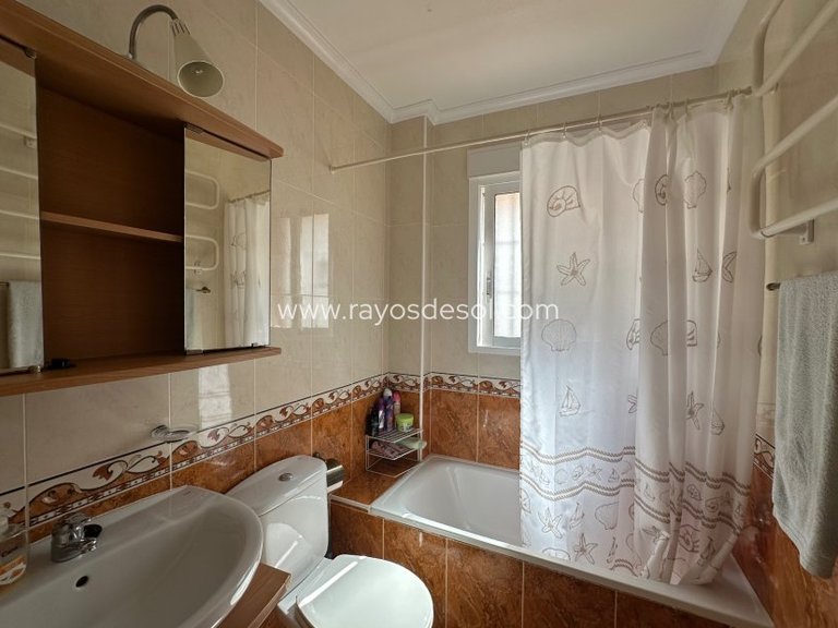 Villa for Sale in Guardamar Del Segura, Alicante 15