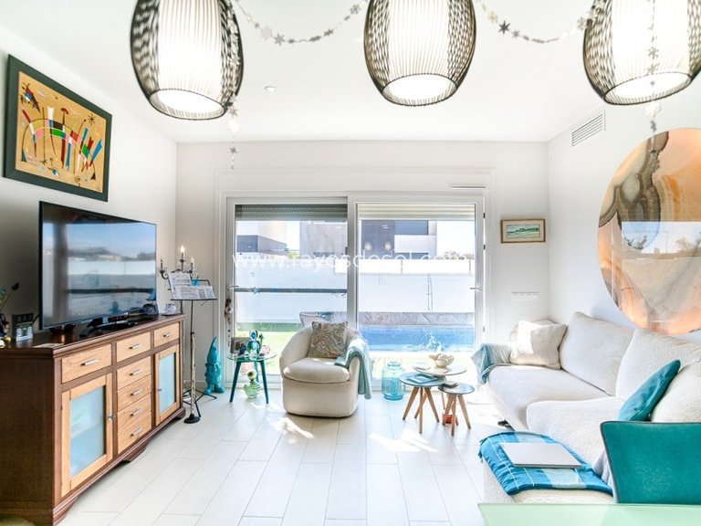 Villa for Sale in Pilar De La Horadada, Alicante 3