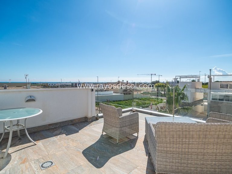 Villa for Sale in Pilar De La Horadada, Alicante 27