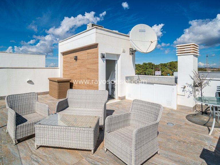 Villa for Sale in Pilar De La Horadada, Alicante 30