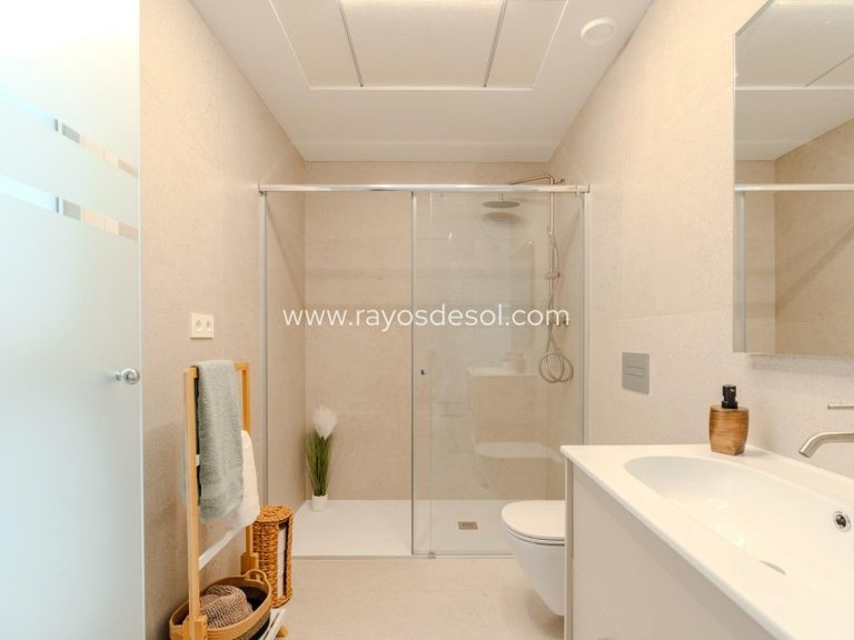 Villa for Sale in Los Alcazares, Murcia 27