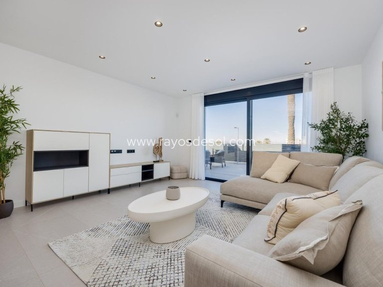 Villa for Sale in Torrevieja, Alicante 9