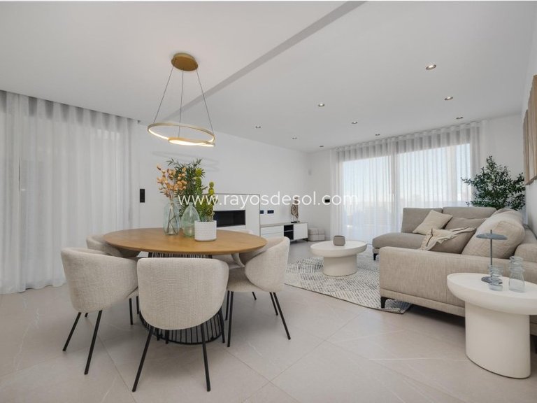 Villa for Sale in Torrevieja, Alicante 17