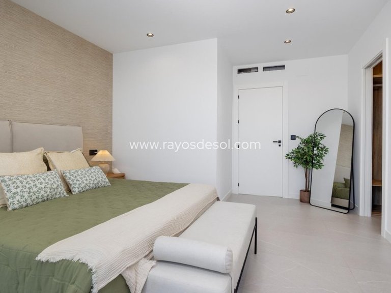 Villa for Sale in Torrevieja, Alicante 26