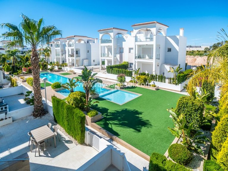 Villa for Sale in Ciudad Quesada/rojales, Alicante 25