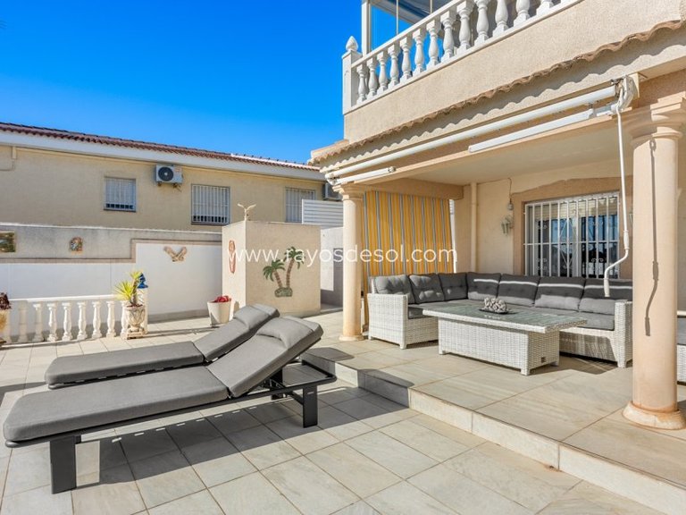 Villa for Sale in Ciudad Quesada/rojales, Alicante 4