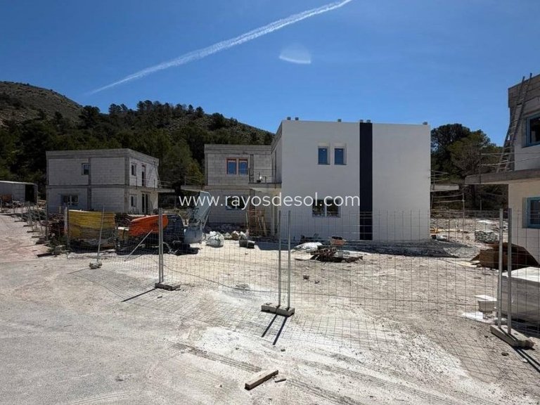 Villa for Sale in Finestrat, Alicante 17
