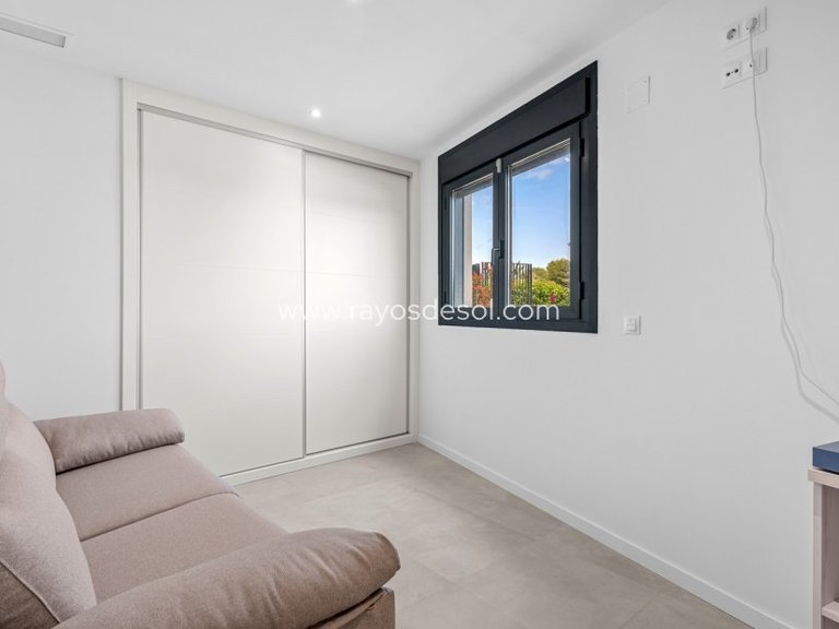 Apartment for Sale in Orihuela Costa, Alicante 29