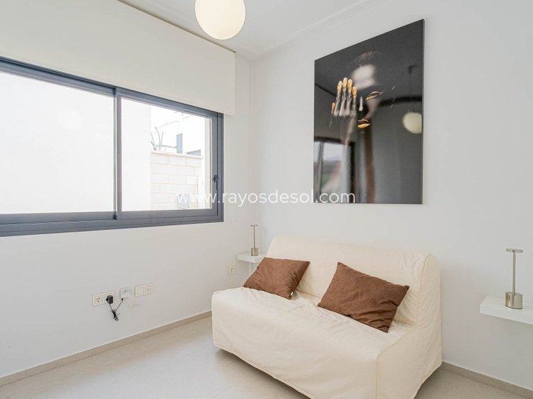 Villa for Sale in Torrevieja, Alicante 31