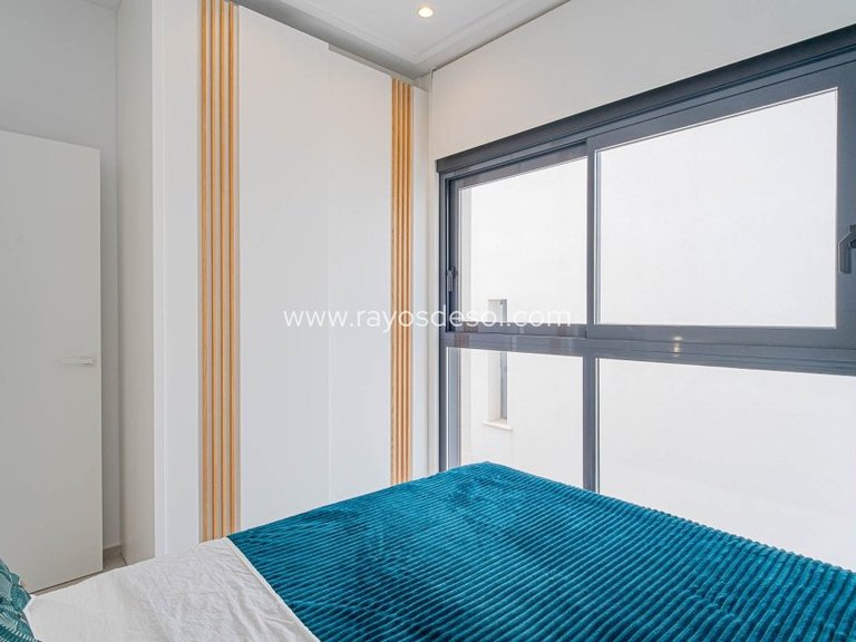 Villa for Sale in Torrevieja, Alicante 43