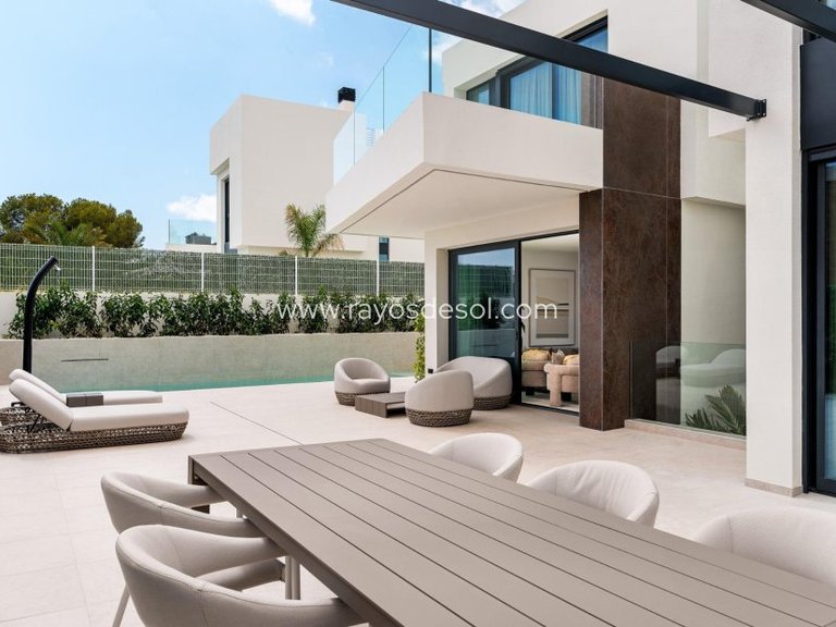 Villa for Sale in La Nucía, Alicante 6