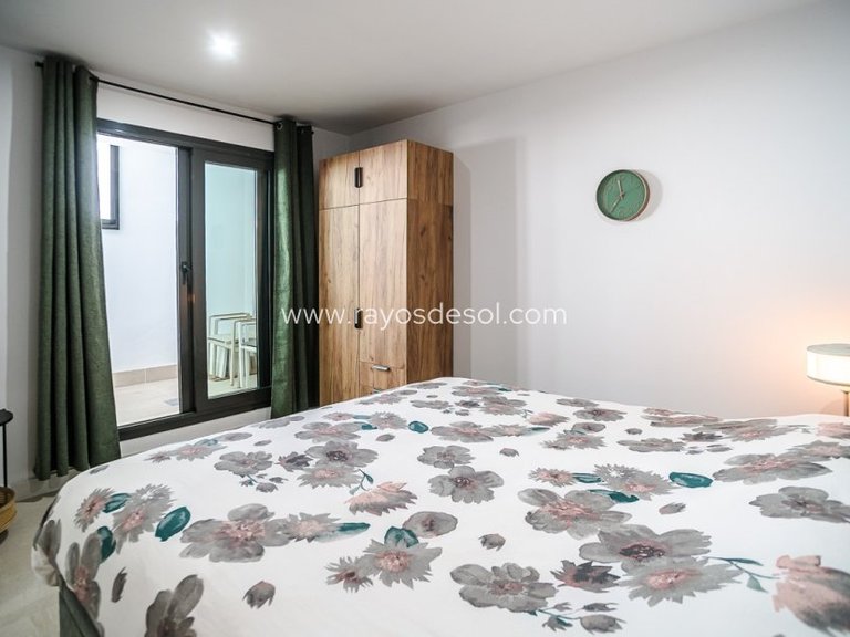 Apartment for Sale in Torrevieja, Alicante 33