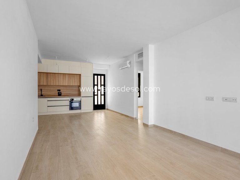Apartment for Sale in San Miguel De Salinas, Alicante 4