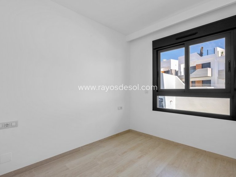Apartment for Sale in San Miguel De Salinas, Alicante 12
