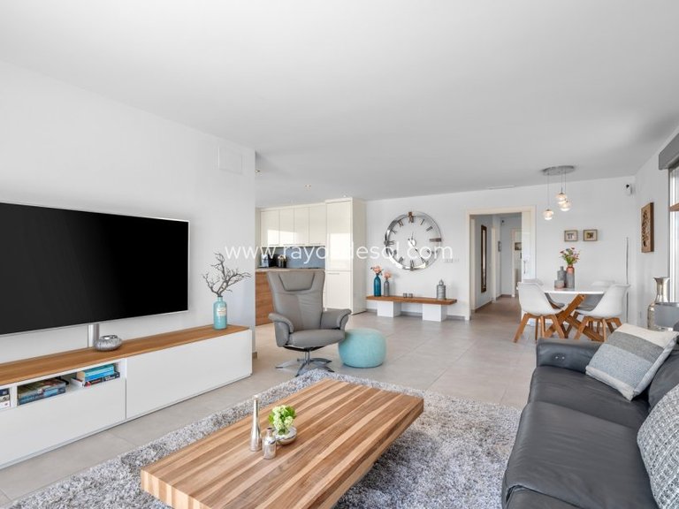 Villa for Sale in La Marina, Alicante 5