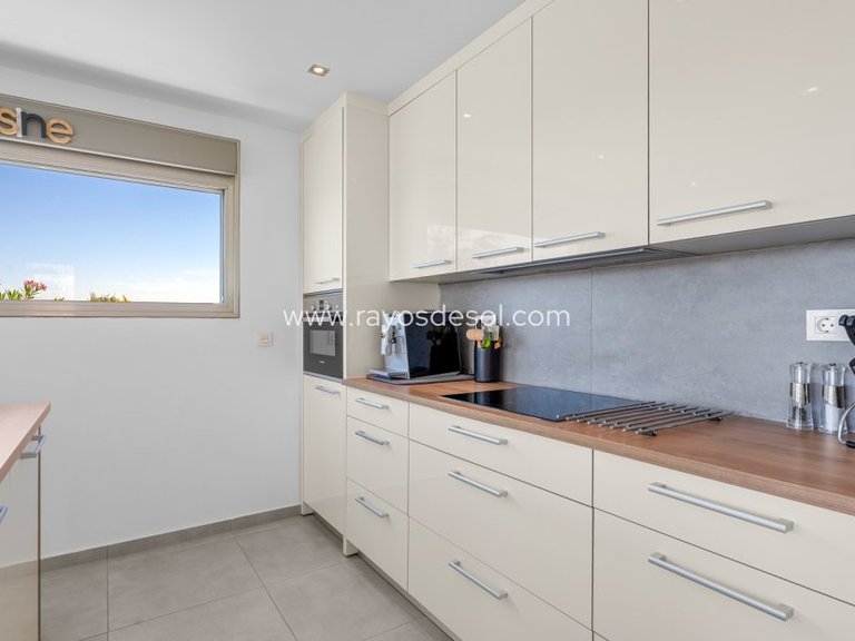 Villa for Sale in La Marina, Alicante 13