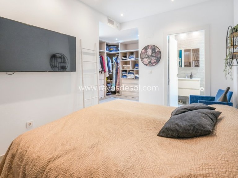 Villa for Sale in Benijofar, Alicante 12