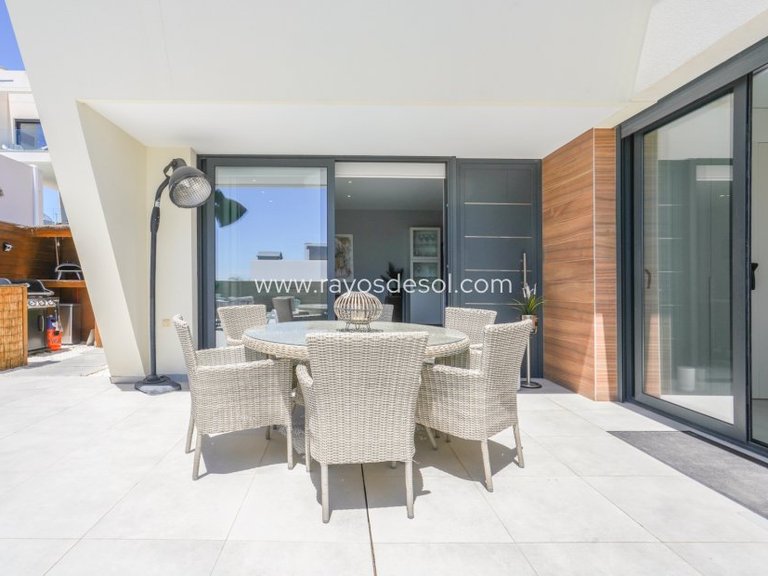 Villa for Sale in Benijofar, Alicante 39