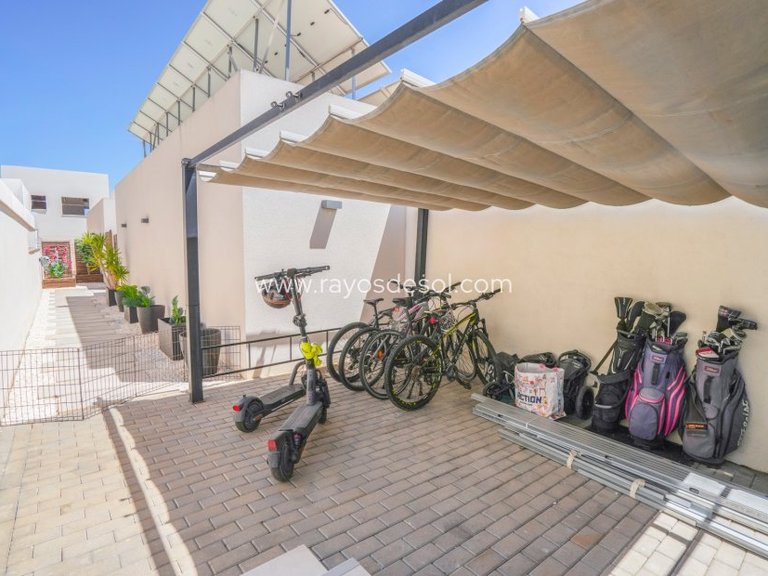 Villa for Sale in Benijofar, Alicante 42