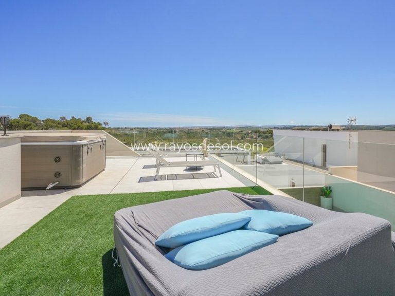 Villa for Sale in Benijofar, Alicante 43