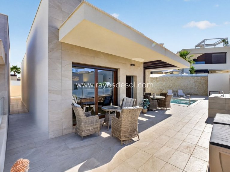 Villa for Sale in Ciudad Quesada/rojales, Alicante 23