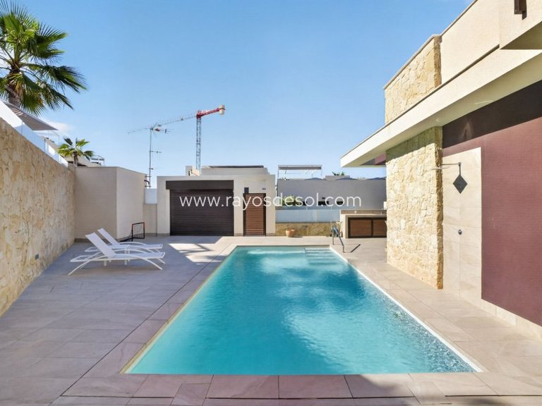 Villa for Sale in Ciudad Quesada/rojales, Alicante 6