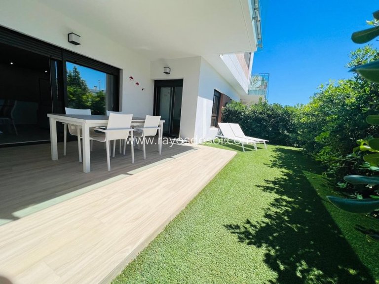 Apartment for Sale in Vistabella Golf, Alicante 10