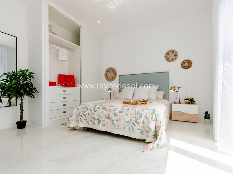 Villa for Sale in Vistabella Golf, Alicante 29