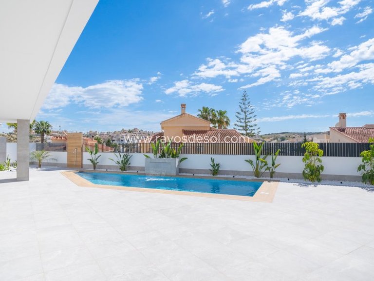Villa for Sale in Ciudad Quesada/rojales, Alicante 7
