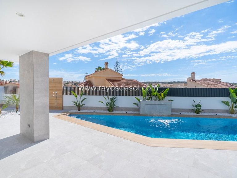 Villa for Sale in Ciudad Quesada/rojales, Alicante 8