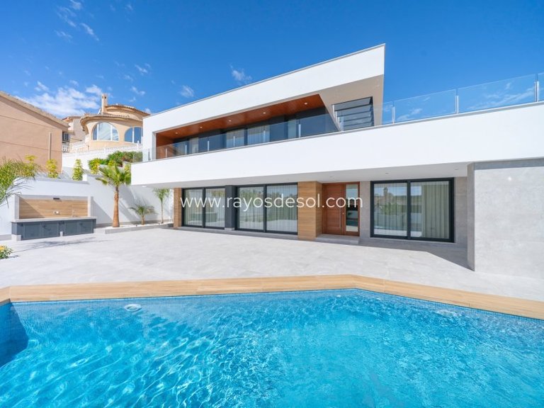 Villa for Sale in Ciudad Quesada/rojales, Alicante 12