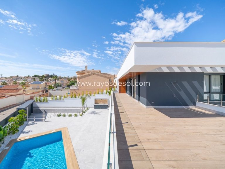 Villa for Sale in Ciudad Quesada/rojales, Alicante 42