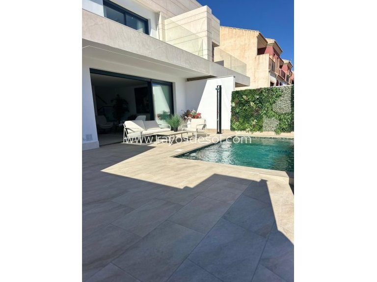 Villa for Sale in San Pedro Del Pinatar, Murcia 2