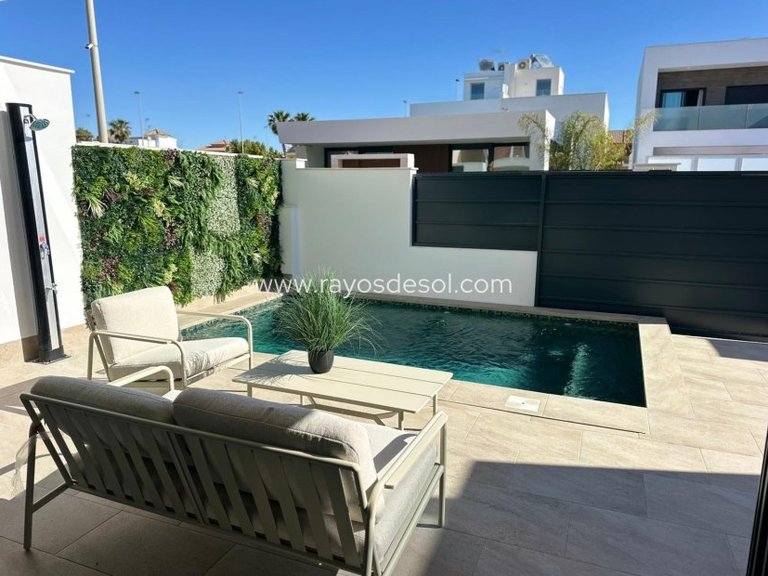 Villa for Sale in San Pedro Del Pinatar, Murcia 3