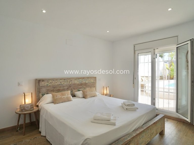 Villa for Sale in Moraira, Alicante 20